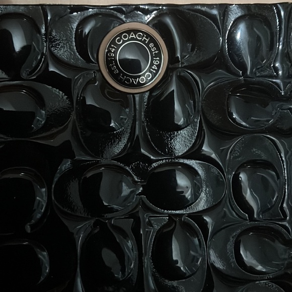 Coach - Picture 5 of 5